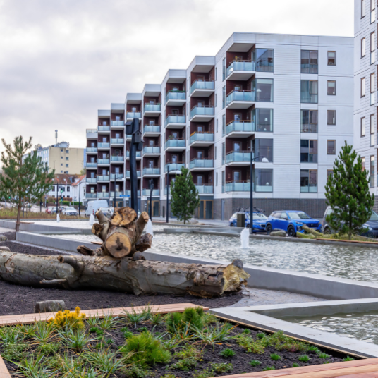 Professionelt Anlægsarbejde Med Fokus På Kvalitet Og Samarbejde Mobil